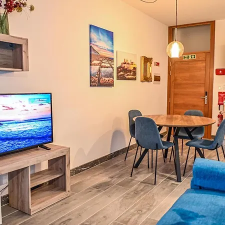Droplet Apartment Kalkara Exterior photo